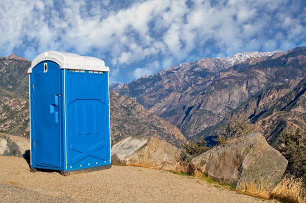 Portable Toilet Options We Offer in Cambridge, WI